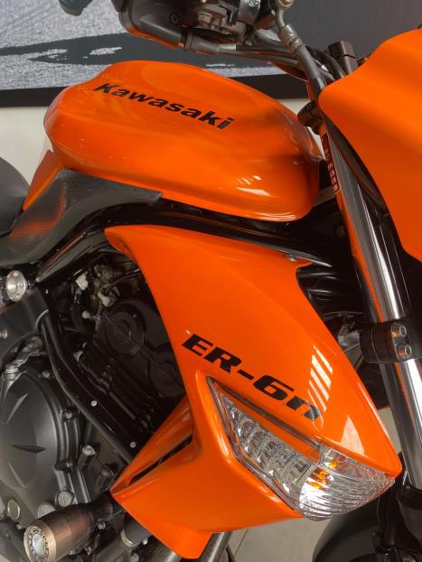KAWASAKI ER-6N 650 ABS, Foto 4