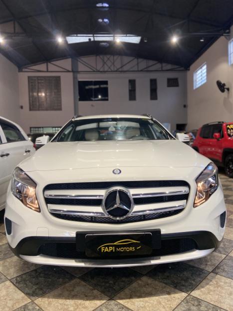 MERCEDES-BENZ GLA 200 1.6 16V 4P CGI ADVANCE TURBO AUTOMTICO, Foto 2