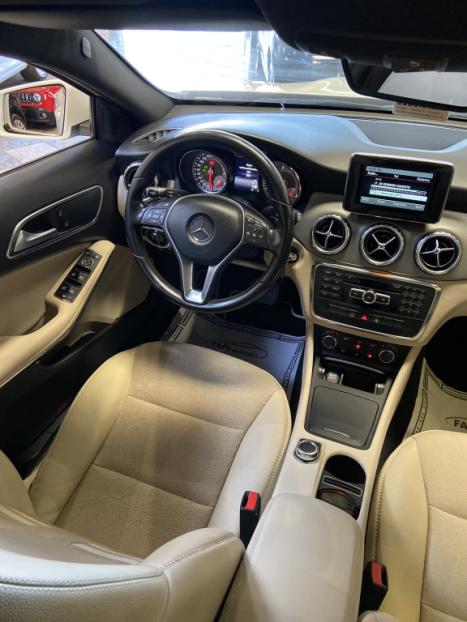 MERCEDES-BENZ GLA 200 1.6 16V 4P CGI ADVANCE TURBO AUTOMTICO, Foto 6