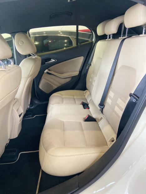 MERCEDES-BENZ GLA 200 1.6 16V 4P CGI ADVANCE TURBO AUTOMTICO, Foto 10