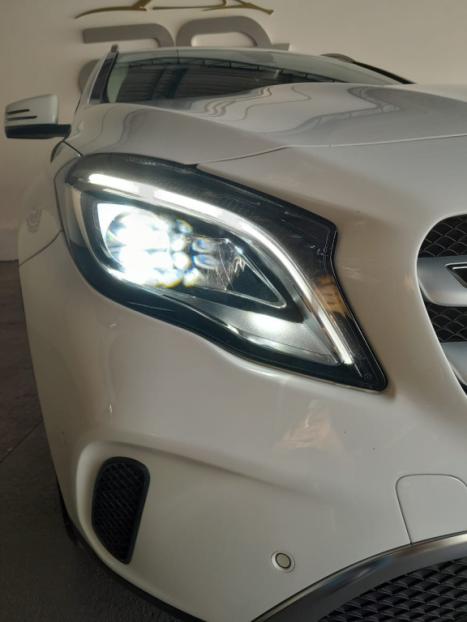 MERCEDES-BENZ GLA 200 1.6 16V 4P CGI ADVANCE TURBO AUTOM�TICO, Foto 4