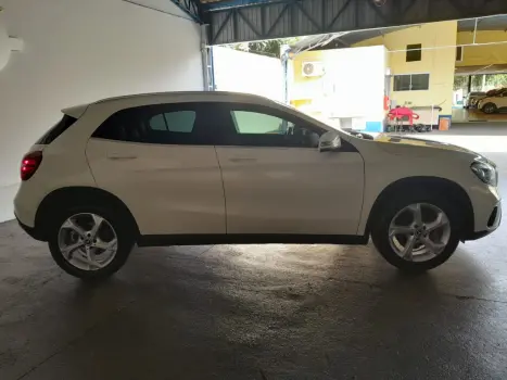 MERCEDES-BENZ GLA 200 1.6 16V 4P CGI ADVANCE TURBO AUTOM�TICO, Foto 7