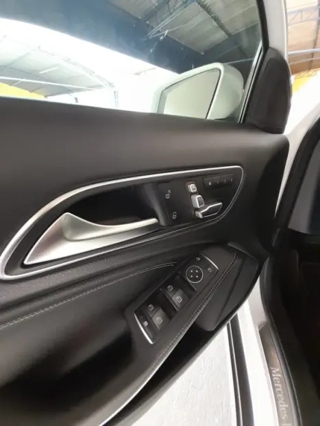 MERCEDES-BENZ GLA 200 1.6 16V 4P CGI ADVANCE TURBO AUTOM�TICO, Foto 12