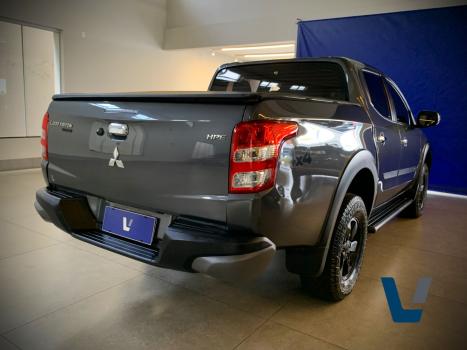 MITSUBISHI 3000 GT 3.0 V6 24V VR-4, Foto 4