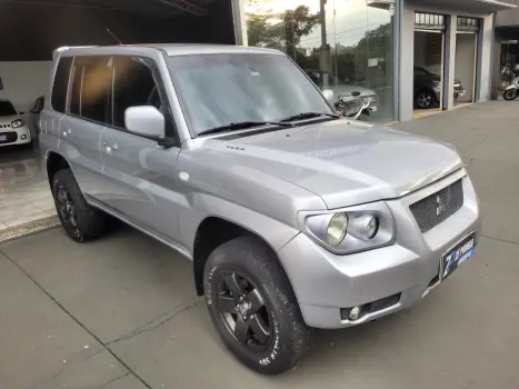 MITSUBISHI Pajero TR4 2.0 16V 4P 4X4 FLEX, Foto 4 MITSUBISHI Pajero TR4 2.0 16V 4P 4X4 FLEX, Foto 4