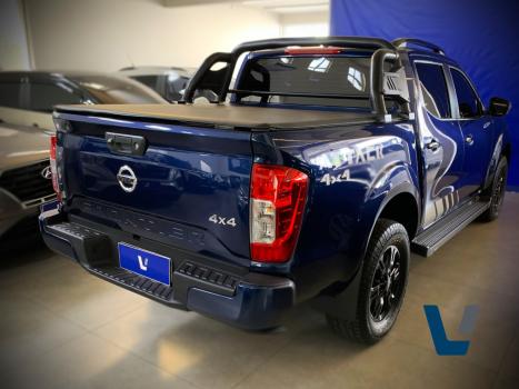 NISSAN Frontier 2.3 ATTACK CABINE DUPLA 4X4 BI-TURBO DIESEL AUTOMTICO, Foto 4