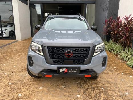 NISSAN Frontier 2.3 16V PRO4X CABINE DUPLA 4X4 BI-TURBO DIESEL AUTOM�TICO, Foto 2