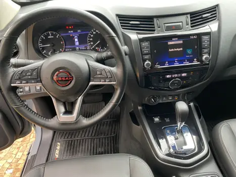 NISSAN Frontier 2.3 16V PRO4X CABINE DUPLA 4X4 BI-TURBO DIESEL AUTOM�TICO, Foto 12