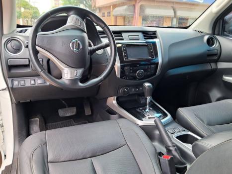 NISSAN Frontier 2.3 16V LE 4X4 CABINE DUPLA BI-TURBO DIESEL AUTOM�TICO, Foto 9