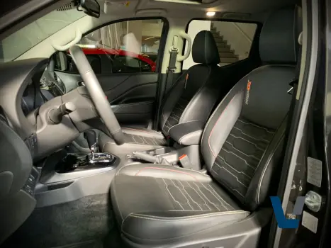 NISSAN Frontier 2.3 16V PRO4X CABINE DUPLA 4X4 BI-TURBO DIESEL AUTOM�TICO, Foto 10