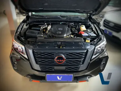 NISSAN Frontier 2.3 16V PRO4X CABINE DUPLA 4X4 BI-TURBO DIESEL AUTOM�TICO, Foto 14