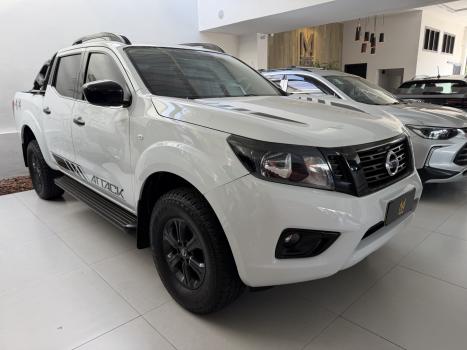 NISSAN Frontier 2.3 ATTACK CABINE DUPLA 4X4 BI-TURBO DIESEL AUTOM�TICO, Foto 2
