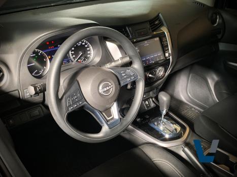 NISSAN Frontier 2.3 ATTACK CABINE DUPLA 4X4 BI-TURBO DIESEL AUTOM�TICO, Foto 9