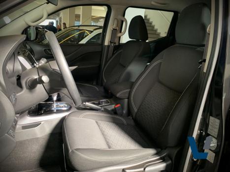 NISSAN Frontier 2.3 ATTACK CABINE DUPLA 4X4 BI-TURBO DIESEL AUTOM�TICO, Foto 10