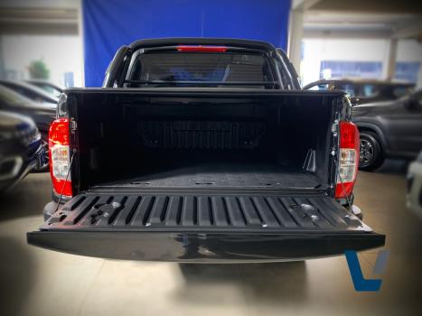 NISSAN Frontier 2.3 ATTACK CABINE DUPLA 4X4 BI-TURBO DIESEL AUTOM�TICO, Foto 14