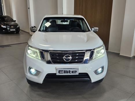 NISSAN Frontier 2.3 16V XE 4X4 CABINE DUPLA BI-TURBO DIESEL AUTOM�TICO, Foto 15