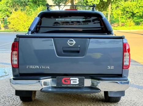 NISSAN Frontier 2.5 SE 4X4 STRIKE TURBO DIESEL CABINE DUPLA, Foto 5