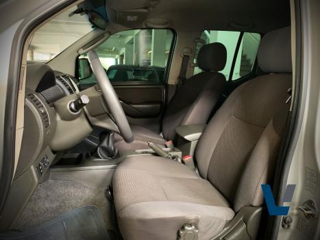 NISSAN Frontier 2.5 S 4X4 TURBO DIESEL CABINE DUPLA, Foto 10