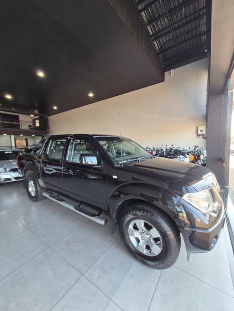 NISSAN Frontier 2.5 SE TURBO DIESEL CABINE DUPLA, Foto 2