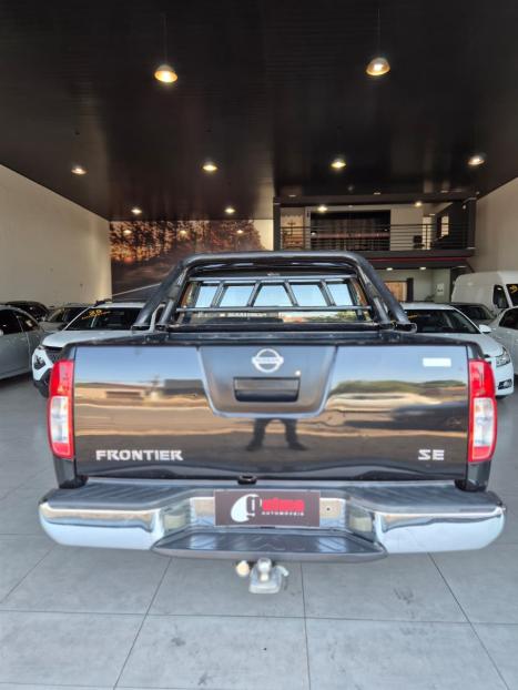 NISSAN Frontier 2.5 SE TURBO DIESEL CABINE DUPLA, Foto 4
