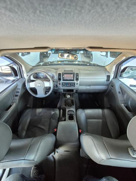 NISSAN Frontier 2.5 SE TURBO DIESEL CABINE DUPLA, Foto 11
