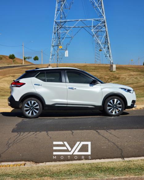 NISSAN Kicks 1.6 16V 4P FLEXSTART SL X-TRONIC AUTOMÁTICO CVT, Foto 4 NISSAN Kicks 1.6 16V 4P FLEXSTART SL X-TRONIC AUTOMÁTICO CVT, Foto 4