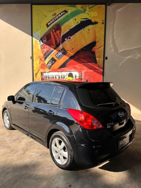 NISSAN Tiida Hatch 1.8 16V 4P SL FLEX, Foto 3