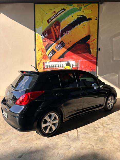 NISSAN Tiida Hatch 1.8 16V 4P SL FLEX, Foto 4