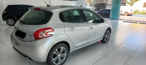 PEUGEOT 208 1.5 4P FLEX ACTIVE, Foto 1