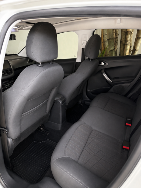 PEUGEOT 208 1.6 16V 4P FLEX GRIFFE, Foto 5