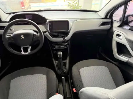 PEUGEOT 208 , Foto 8