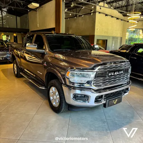 RAM 2500 6.7 I6 24V SLT CABINE DUPLA TURBO DIESEL LARAMIE 4X4 AUTOMTICO, Foto 4