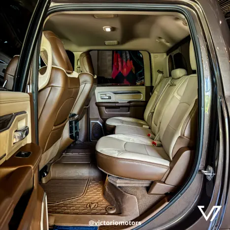 RAM 2500 6.7 I6 24V SLT CABINE DUPLA TURBO DIESEL LARAMIE 4X4 AUTOMTICO, Foto 7