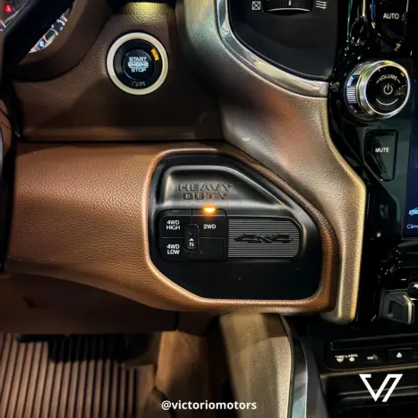 RAM 2500 6.7 I6 24V SLT CABINE DUPLA TURBO DIESEL LARAMIE 4X4 AUTOMTICO, Foto 11