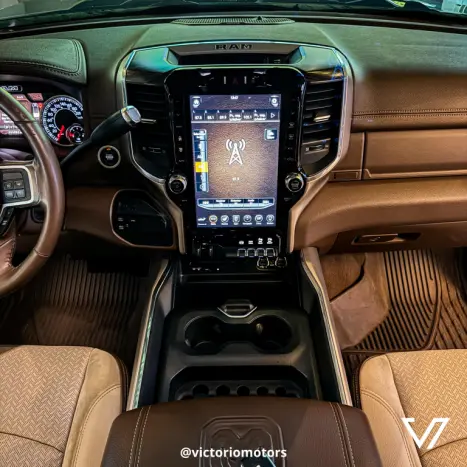 RAM 2500 6.7 I6 24V SLT CABINE DUPLA TURBO DIESEL LARAMIE 4X4 AUTOMTICO, Foto 14