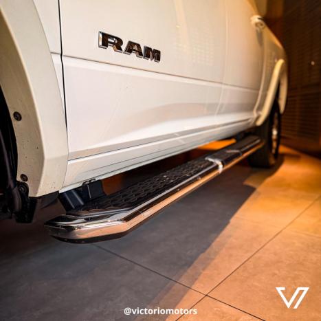 RAM 2500 6.7 I6 24V SLT CABINE DUPLA TURBO DIESEL LARAMIE 4X4 AUTOM�TICO, Foto 4
