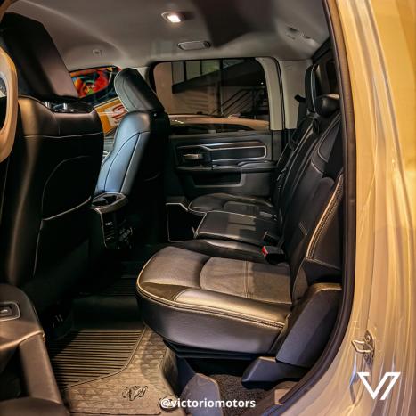RAM 2500 6.7 I6 24V SLT CABINE DUPLA TURBO DIESEL LARAMIE 4X4 AUTOM�TICO, Foto 11