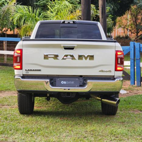 RAM 3500 6.7 I6 LARAMIE CABINE DUPLA TURBO DIESEL AUTOMÁTICO, Foto 9 RAM 3500 6.7 I6 LARAMIE CABINE DUPLA TURBO DIESEL AUTOMÁTICO, Foto 9