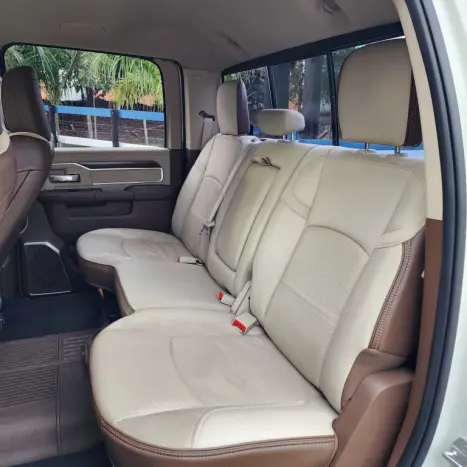 RAM 3500 6.7 I6 LARAMIE CABINE DUPLA TURBO DIESEL AUTOMÁTICO, Foto 16 RAM 3500 6.7 I6 LARAMIE CABINE DUPLA TURBO DIESEL AUTOMÁTICO, Foto 16