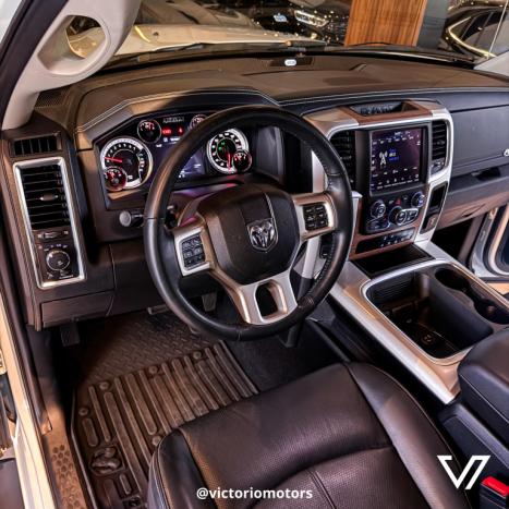 RAM Classic 5.7 V8 32V 4P HEMI LARAMIE AUTOMTICO, Foto 15