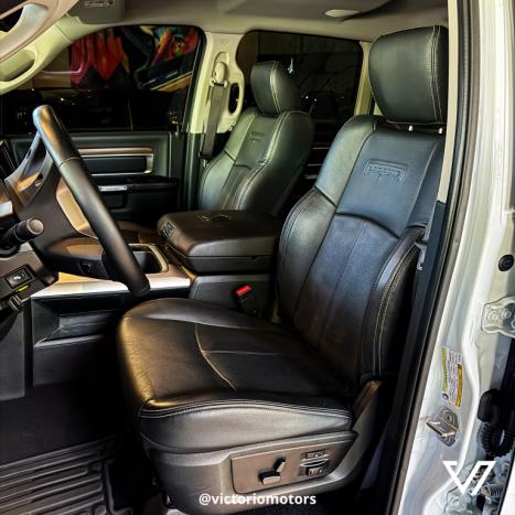 RAM Classic 5.7 V8 32V 4P HEMI LARAMIE AUTOMTICO, Foto 8