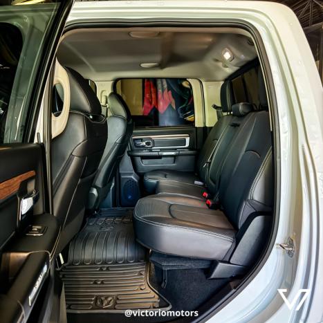 RAM Classic 5.7 V8 32V 4P HEMI LARAMIE AUTOMTICO, Foto 9