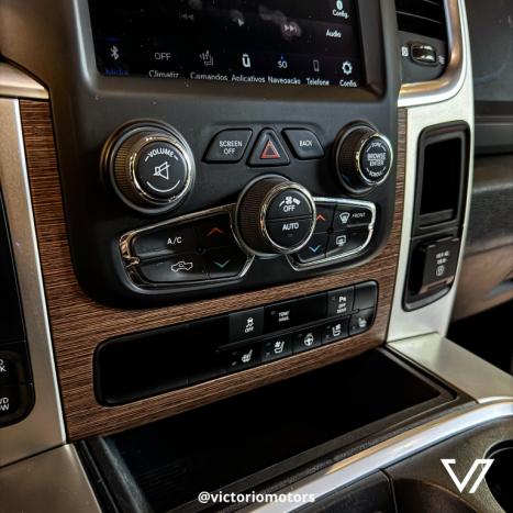 RAM Classic 5.7 V8 32V 4P HEMI LARAMIE AUTOMTICO, Foto 11