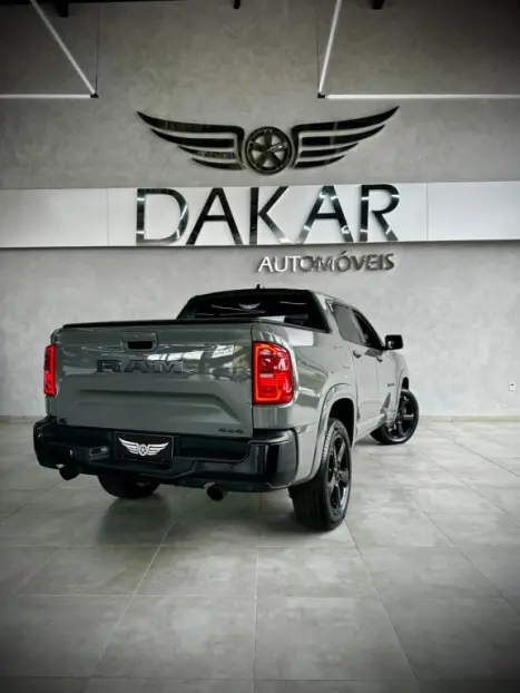 RAM Rampage 2.0 4P HURRICANE 4 TURBO R/T 4X4 AUTOM�TICO, Foto 2