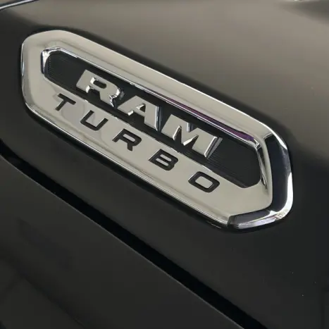 RAM Rampage 2.0 4P TURBO DIESEL LARAMIE 4X4 AUTOMÁTICO, Foto 3 RAM Rampage 2.0 4P TURBO DIESEL LARAMIE 4X4 AUTOMÁTICO, Foto 3