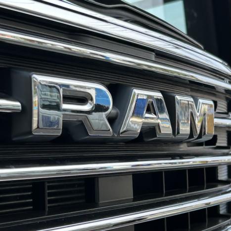 RAM Rampage 2.0 4P TURBO DIESEL LARAMIE 4X4 AUTOMÁTICO, Foto 4 RAM Rampage 2.0 4P TURBO DIESEL LARAMIE 4X4 AUTOMÁTICO, Foto 4