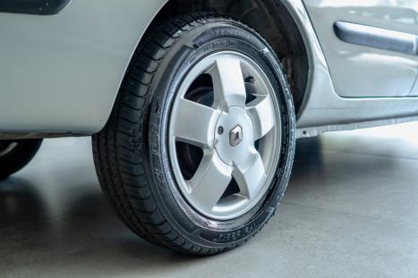 RENAULT Clio Sedan 1.6 16V 4P PRIVILEGE, Foto 14