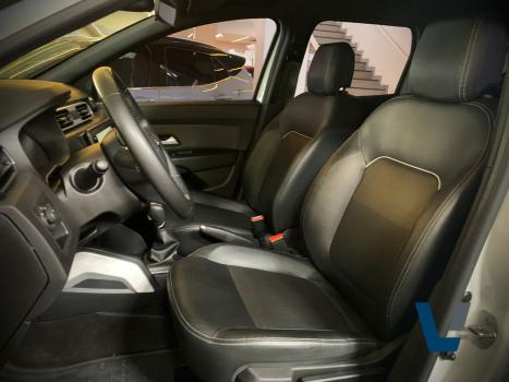RENAULT Duster 1.3 16V 4P ICONIC TURBO TCe AUTOM�TICO CVT, Foto 10