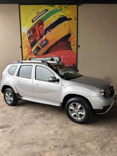 RENAULT Duster 1.6 16V 4P FLEX DYNAMIQUE AUTOM�TICO CVT, Foto 2