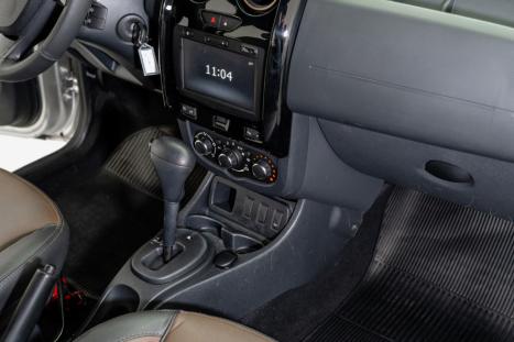 RENAULT Duster 2.0 16V 4P FLEX DYNAMIQUE AUTOM�TICO, Foto 9